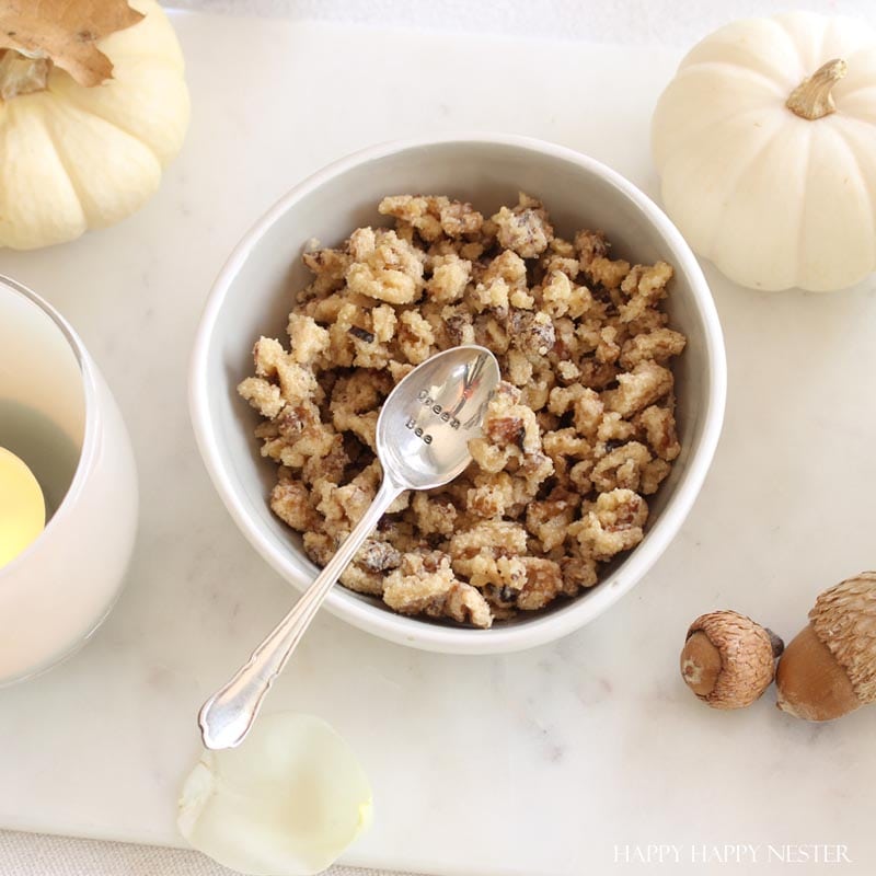 These Sugared Glazed Walnuts can be eaten as a snack or a crunchy sweet topping to a salad. It takes only a couple of minutes to make and they are eaten quickly. Store for later or use immediately. Recipe | Salads | Nuts | Sugared Walnuts | Snacks | Salad Topping | Easy Recipe | Microwave Recipe | Candy | Sugared Nuts