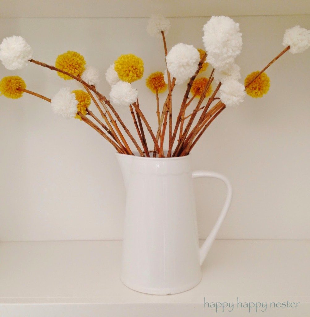 Pom Pom Yarn Flowers - Happy Happy Nester