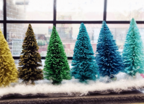 How to Make Bottle Brush Holiday Trees