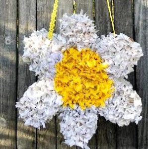 gift ideas diy-flower-pinata-WITH-FENCE