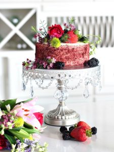 creative cake stands cake-platter-red-velvet
