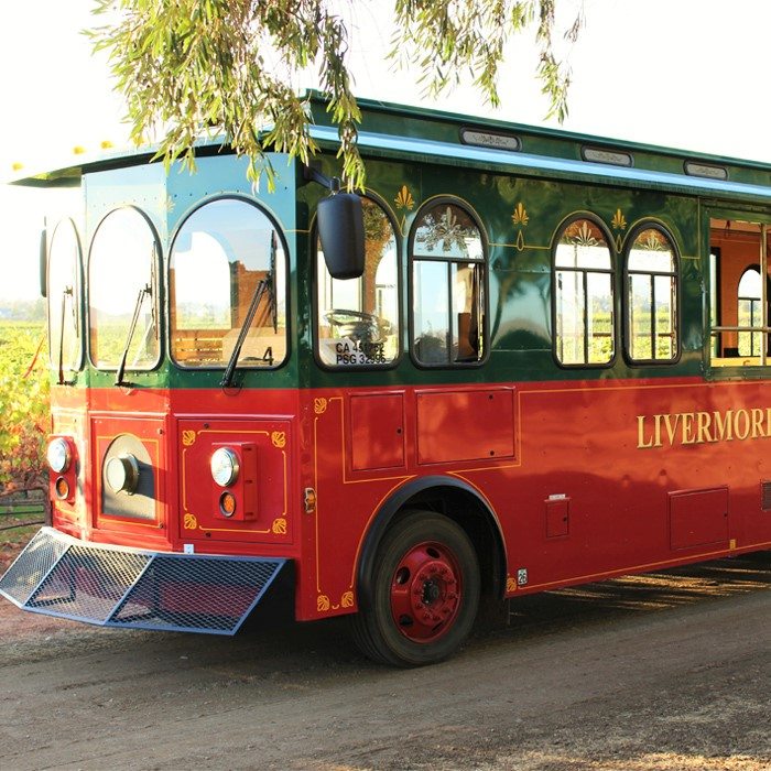 wente-tour-wine-trolly-sm-ver