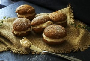 fall cookies spiced-pumpkin-whoopie-pies-with-maple-browned-butter-cinnamon-frosting-9-editedj