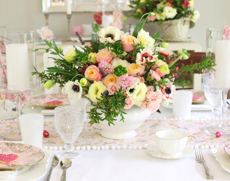 Valentine's Day Table Decorations Ideas - Happy Happy Nester