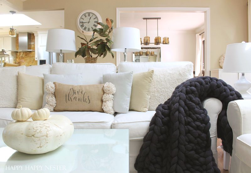 Chunky Arm Knit Throw DIY - Happy Happy Nester