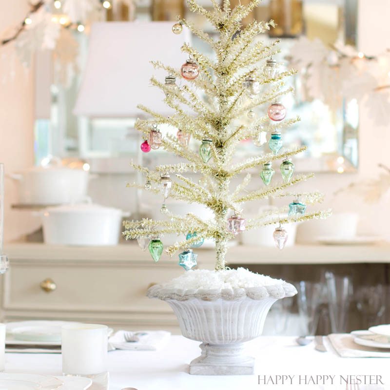 Feather Tree DIY: An Easy Project