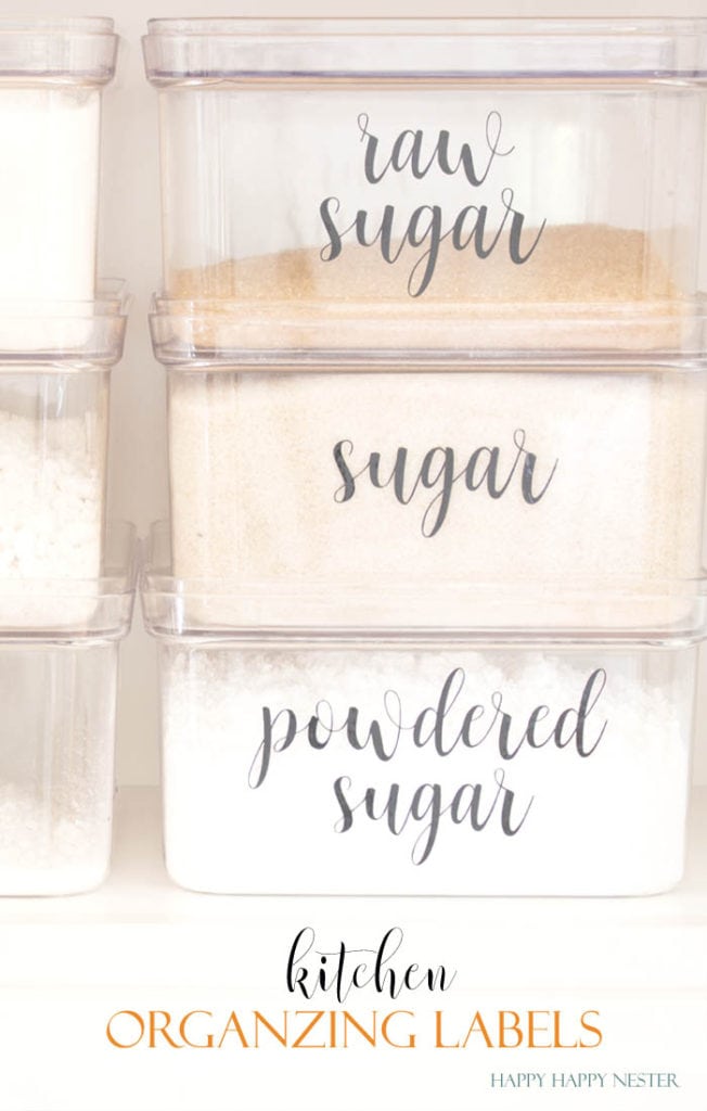 Organizing Kitchen Labels that make any kitchen pantry beautiful. Add them to any container. Easy DIY that anyone can create. Your kitchen will be instantly organized and beautiful. Make sure to try this great labels for all your kitchen containers.