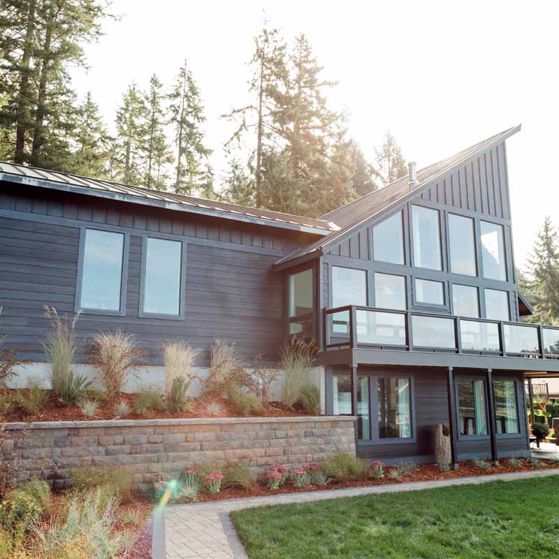 HGTV Dream Home Tour. Gorgeous Living room designed by Brian Patrick Flynn. Photo: Scripps Networks Interactive