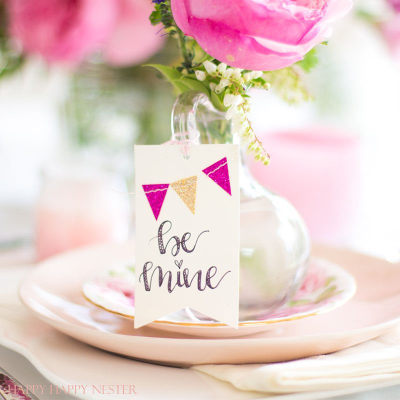 Valentine's Day Table Decorations Ideas - Happy Happy Nester