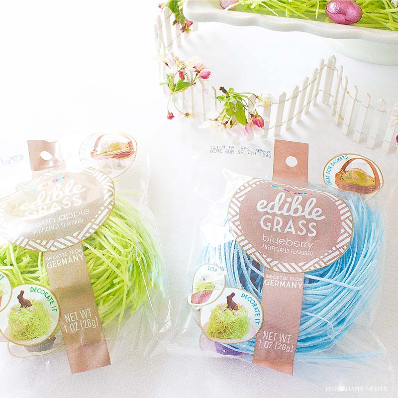 These adorable Easter Houses are perfect for spring. Make them from the mini-gingerbread kit, and you'll love this easy project. Place them on a cake stand and use them on your Easter or Spring table. Decorate them with icing and fun candies. You and your family will love this project. #spring #easter #diy #crafts