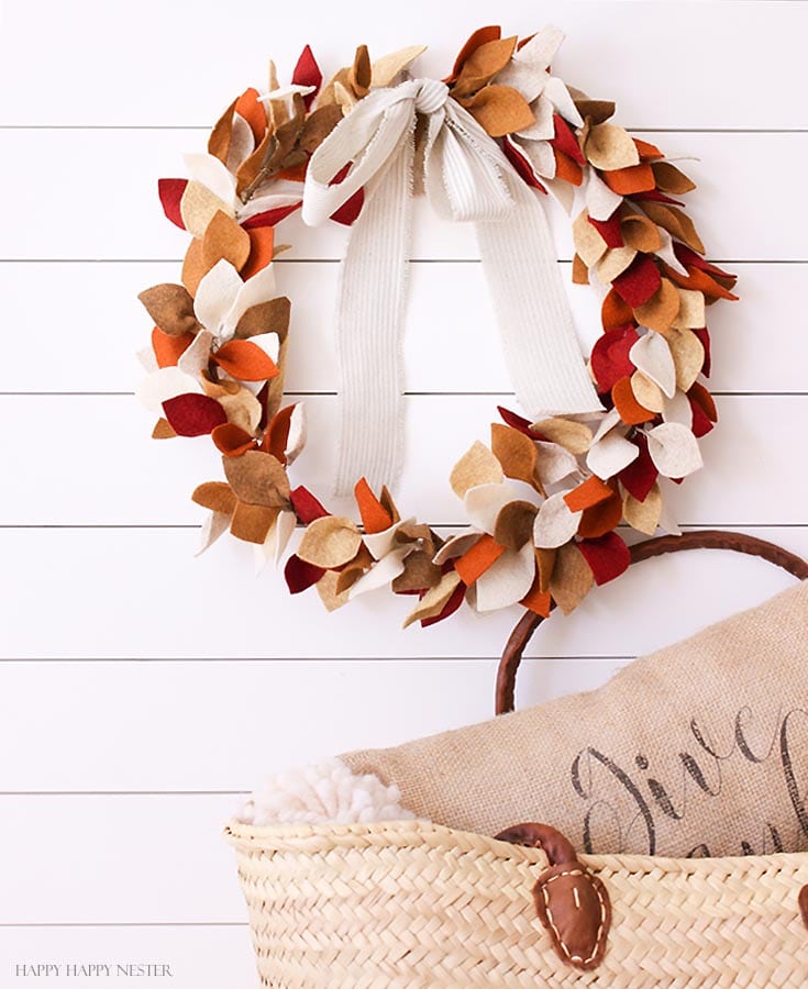 How to Make a Beautiful Felt Leaf Wreath for Fall - Happy Happy Nester