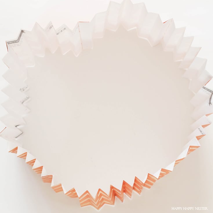 paper folded in a circle