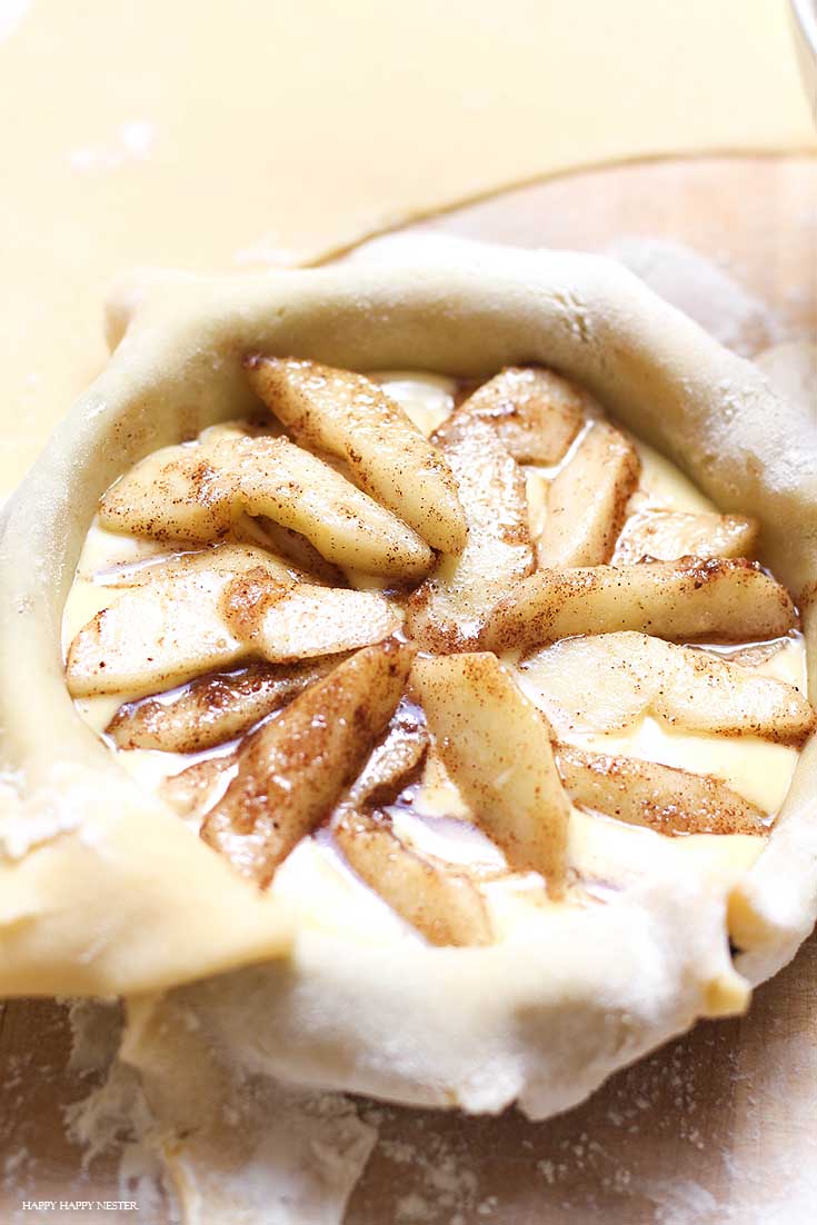 Mini Apple Tart with Custard Recipe