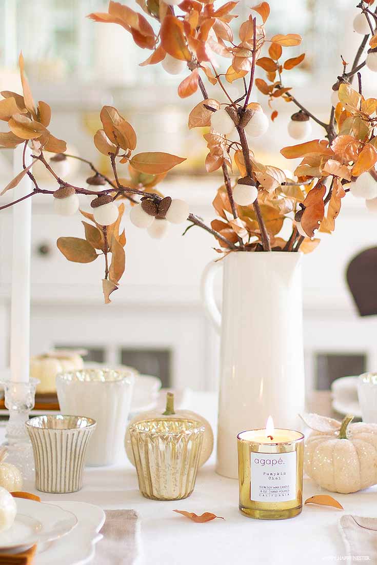 How to Make a Felt Acorn Branch on Thanksgiving Table