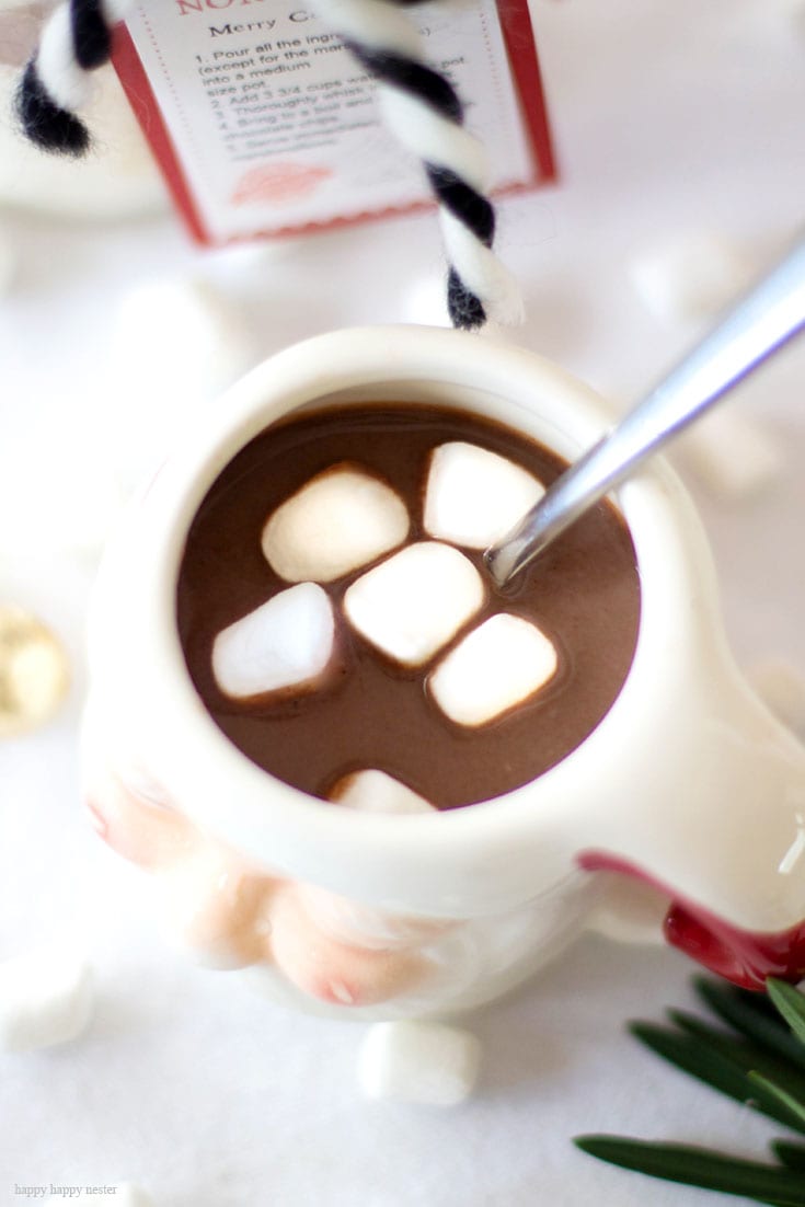 Homemade Hot Chocolate Mix With A Gift Tag | Homemade Hot Cocoa | Hot Chocolate Recipe | Hot Cocoa Recipe | Hot Chocolate Recipe With Powdered Milk | Gift Ideas For The Holidays | Holiday Gifts | The Best Hot Chocolate Recipe | Baking | Recipes