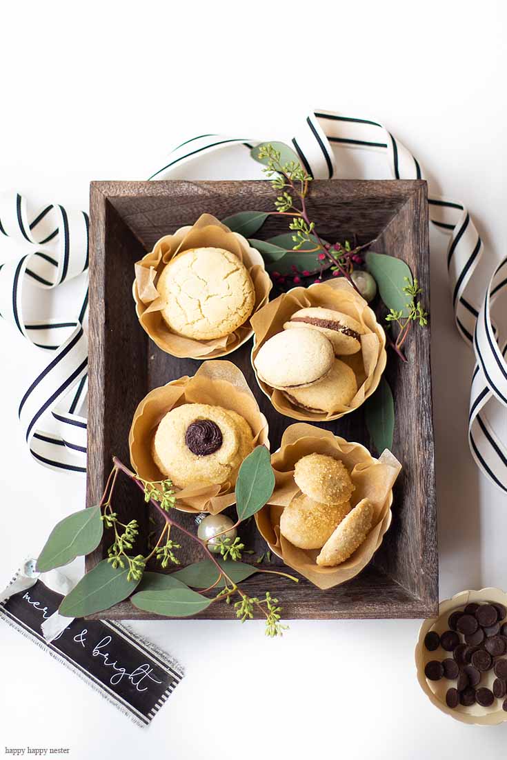 Do you need a Beautiful DIY Cookie Packaging Tray for gifts? If you need an easy way to present cookies on a tray, then you must try my perfect cookie tray idea. It is a quick and impressive way to gift some homemade cookies. All the cookies in this post have recipes. Cookies | Cookie Tray | Cookie Gift Ideas | Holiday 