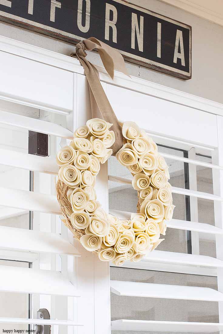 Simple and Easy DIY Boxwood and Dried Rose Wreath - FeltMagnet