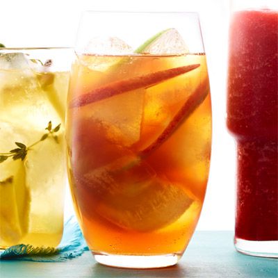 Double Apple Ice Tea. Here are 10 Non-Alcohol Summer Drinks that you'll love. Need some recipes this summer, well, we have you covered if you need slushies, teas, fruit drinks and more. These bloggers have tested them, and these are their favorites. #drinks #summerdrinks #cocktail #drinkrecipes #recipes #happyhour #weddings #weddingdrinks