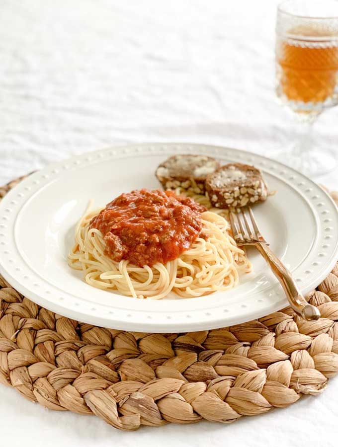 Tom's Famous Spaghetti Sauce with Bolagnase meat. Tried and True Favorite Dinner Recipes are always the best. You know that these dishes will be tasty since they are family favorites. All these recipes are comfort food that we love. They are absolutely our best recipes. #comfortfood #recipes #dinnerrecipes #dinner #cooking