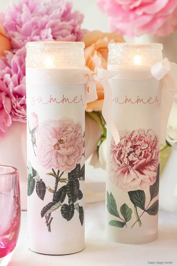 Learn how to Make Your Own Personalized Candles with a supplies and a couple of minutes. This easy candle craft makes the prettiest summer candles! #crafts #candles #diy