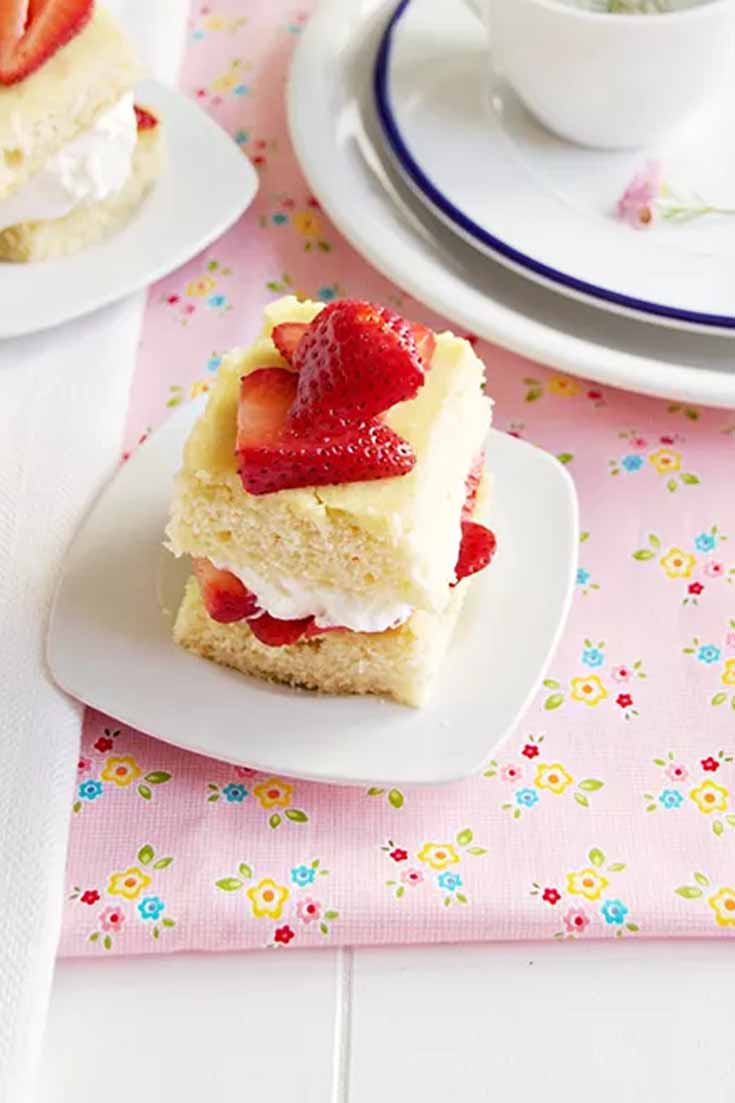 Strawberry Shortcake is always a summer favorite. This easy recipe makes a delicious summer dessert. #dessert #recipes #strawberries #baking #summertreats
