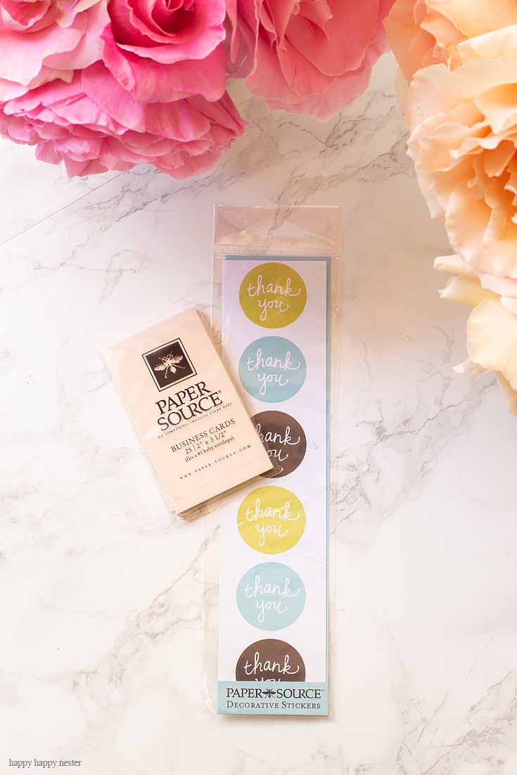 Need a Thank You Tag DIY? Then you'll want to check out this easy project. It looks cute and is super inexpensive to make! Plus you just need a few items to make these homemade cards. #crafts #cards #papercrafts #card