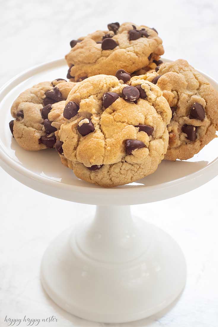 https://happyhappynester.com/wp-content/uploads/2019/06/the-best-chocolate-chip-cookie-recipe.jpg