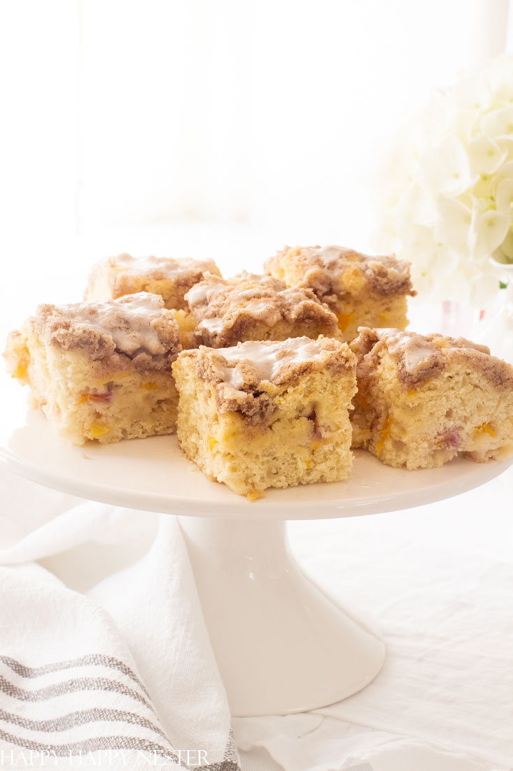 This Best Ever Peach Buckle Recipe is a little modification from my yummy blueberry buckle recipe. Enjoy the fresh summer peaches in this delicious dessert. #fruitdesserts #summercakes