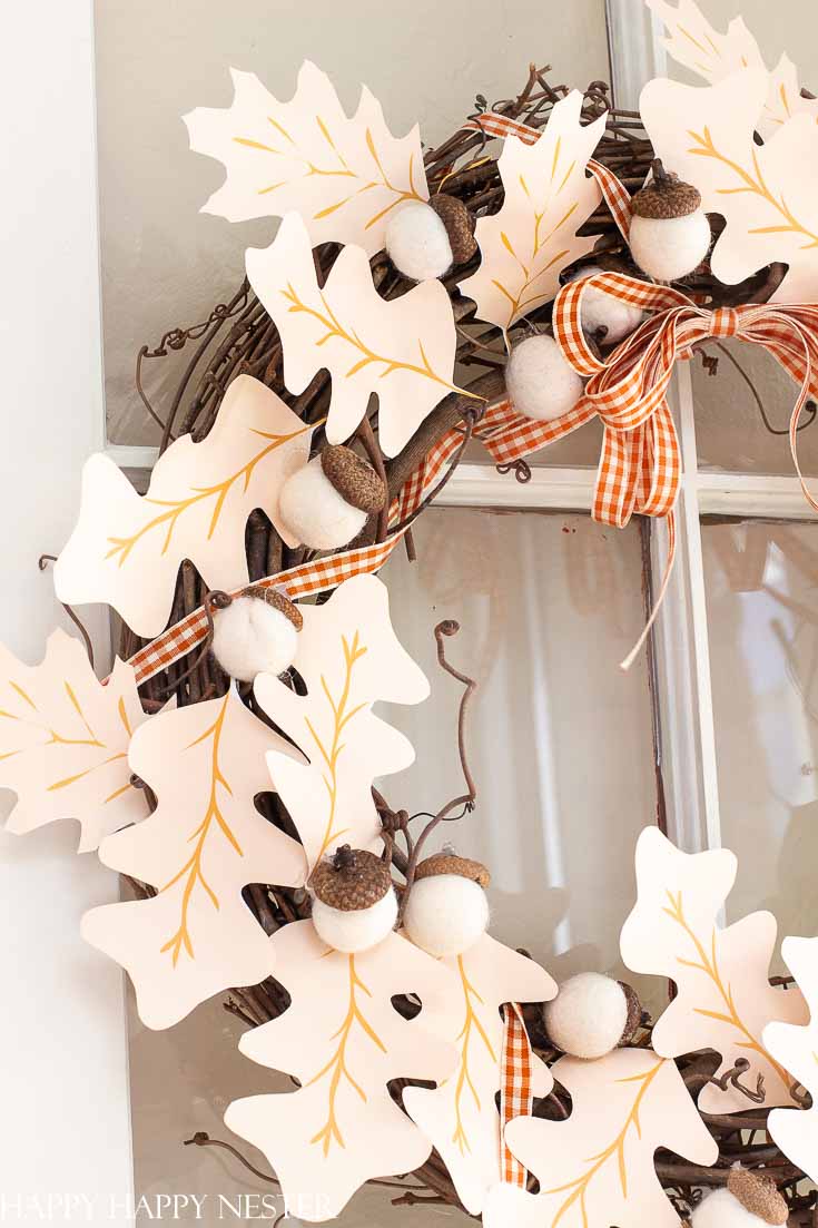 Need some Fall Wreath Ideas DIY? This paper wreath DIY is so easy to make, and the results are pretty. Also, there are 22 other beautiful fall wreath ideas. #wreath #wreathdiy #crafts #fallcrafts #fallwreath