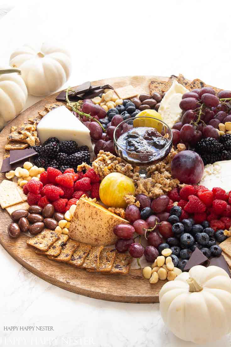 Easy and Elegant Meat and Cheese Board - TidyMom®