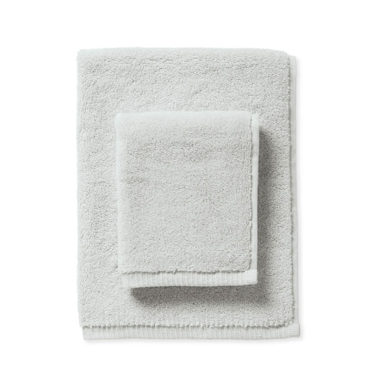 Love these Turkish Cotton Towels! Serena & Lily has the most luxurious bath towels.