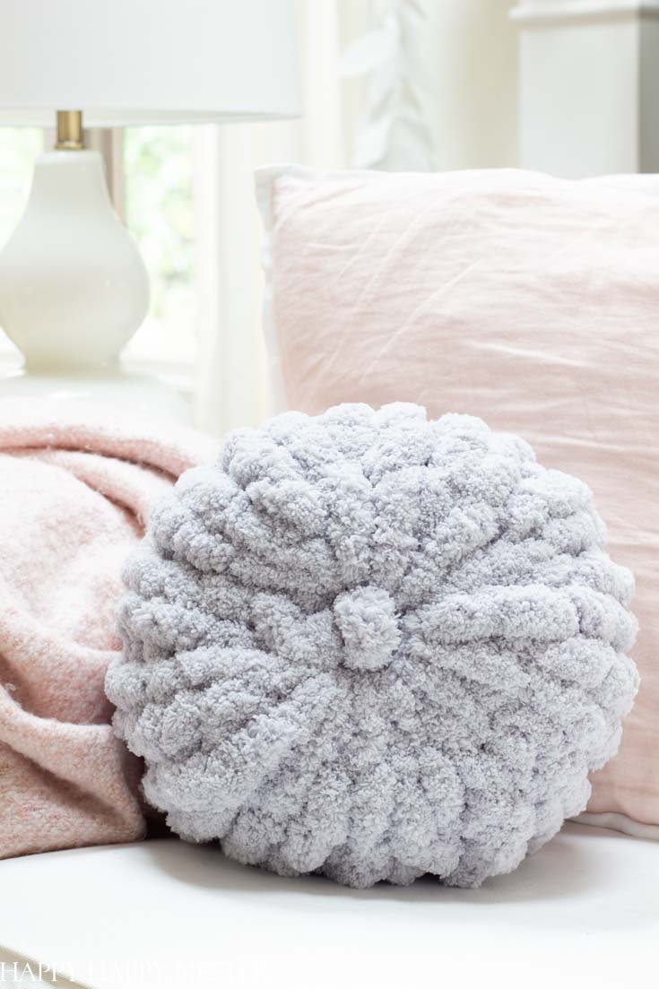 how to hand knit a pillow