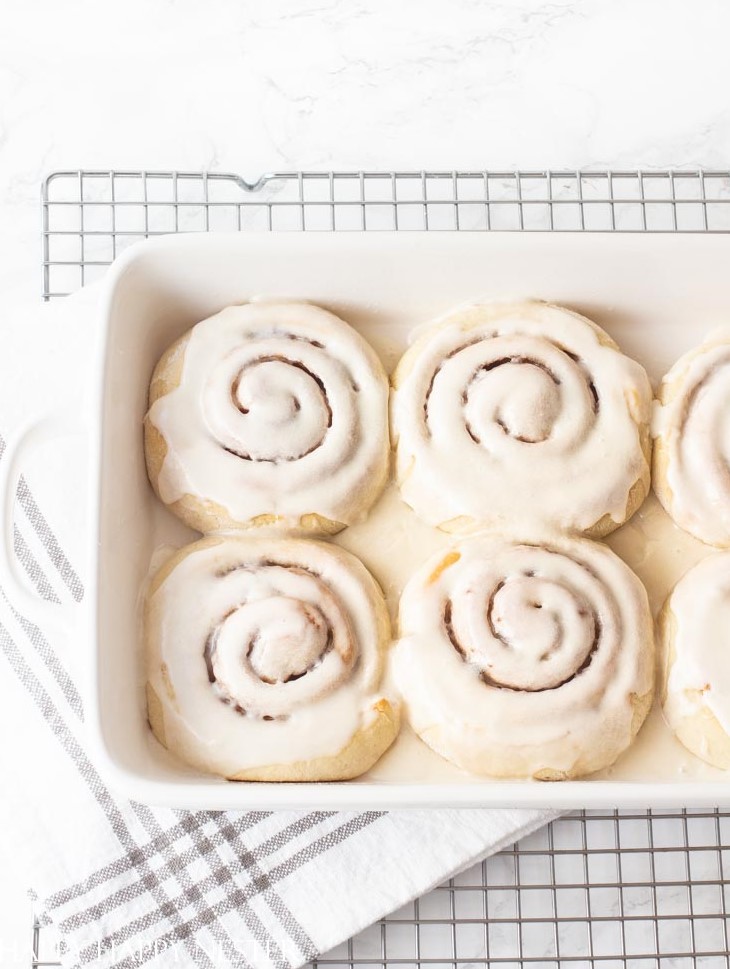 Cinnamon Roll in a Mug - i am baker