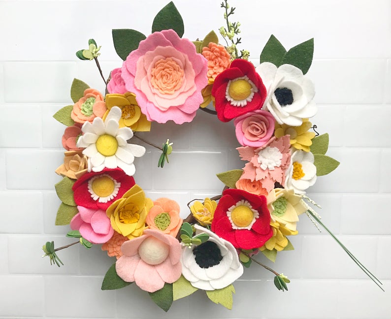 Felt Flower Wreath / Chicken Wire Wreath / Rustic Wedding / Rustic