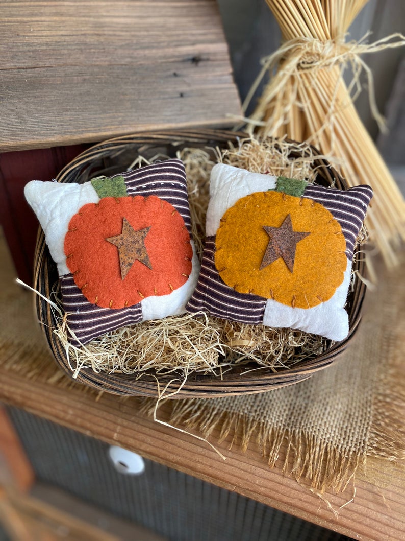 primitive mini pumpkin pillows