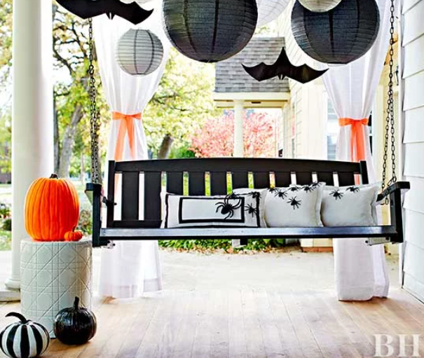 Halloween porch swing