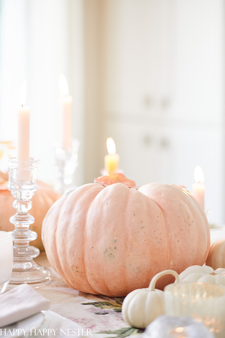 elegant Thanksgiving table