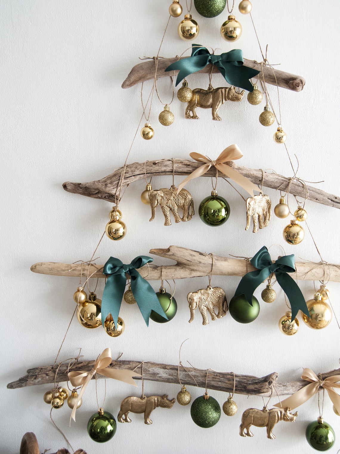 driftwood ornament tree