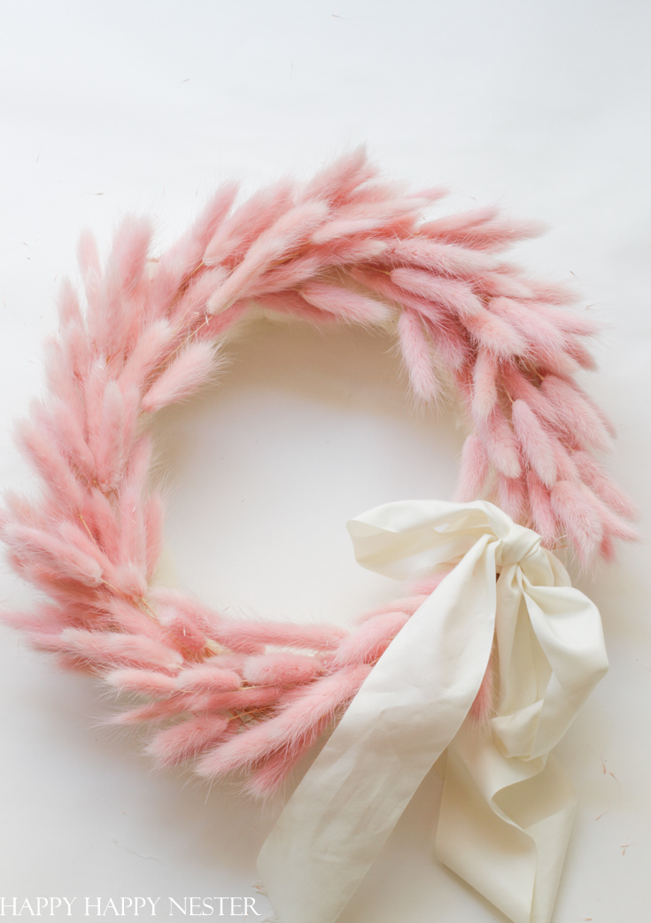 DIY heart wreath tutorial