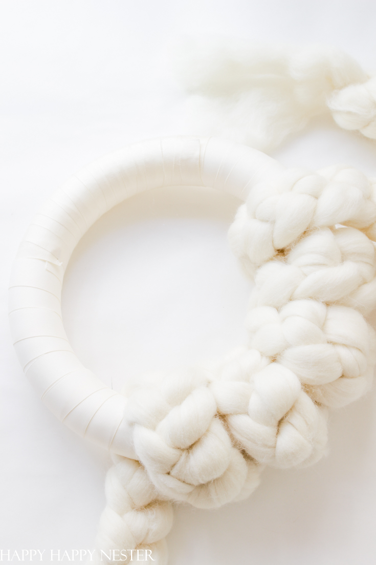 chunky knit wreath tutorial