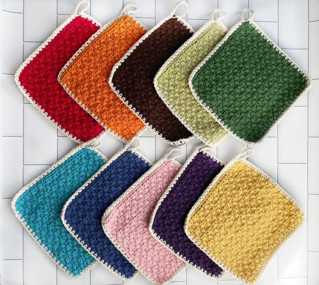 This image has an empty alt attribute; its file name is crochet-pot-holders-1024x917.jpg