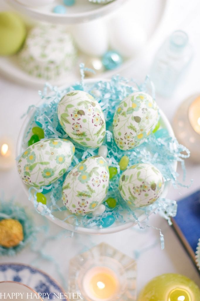 decoupage easter eggs with cupcake liners