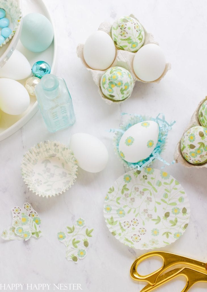 decoupage easter eggs with cupcake liners