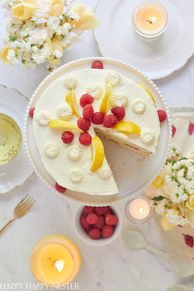 fresh berry chantilly cake