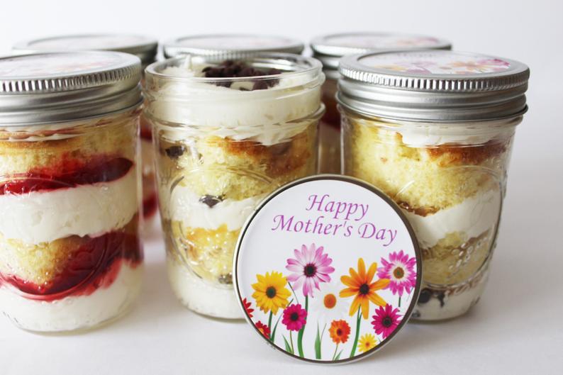 cupcake in a jar