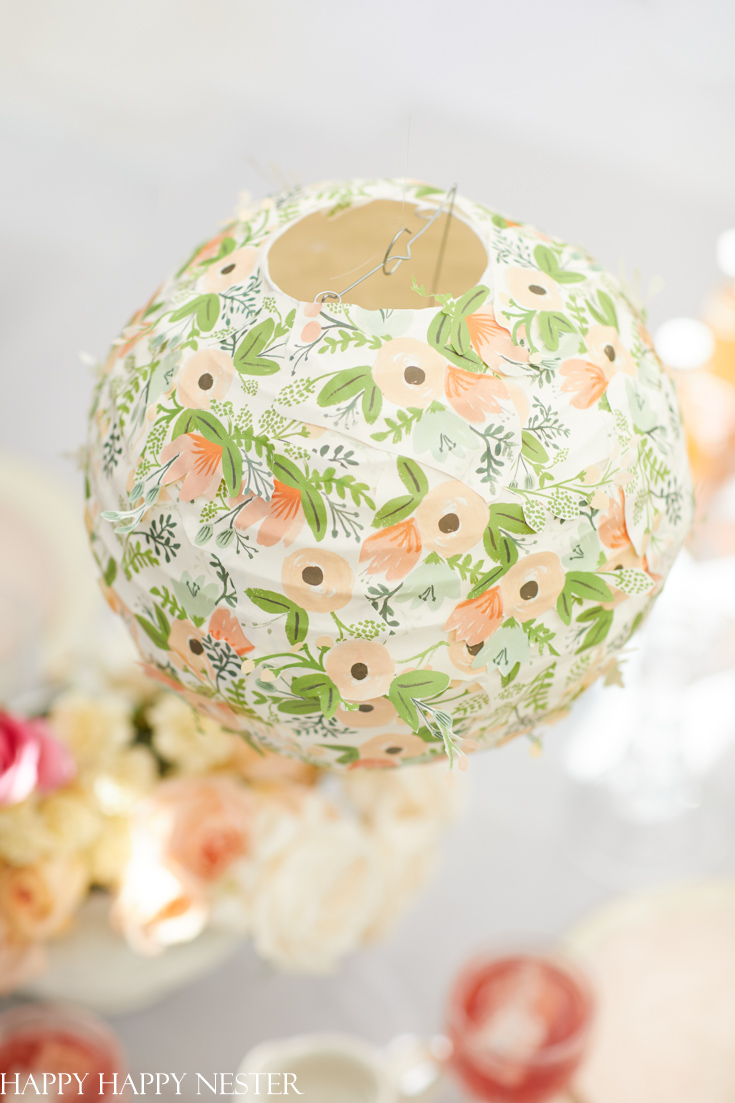 how to decorate a paper lantern