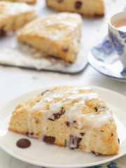 Chocolate Chip Scones (Creamy and Fluffy)