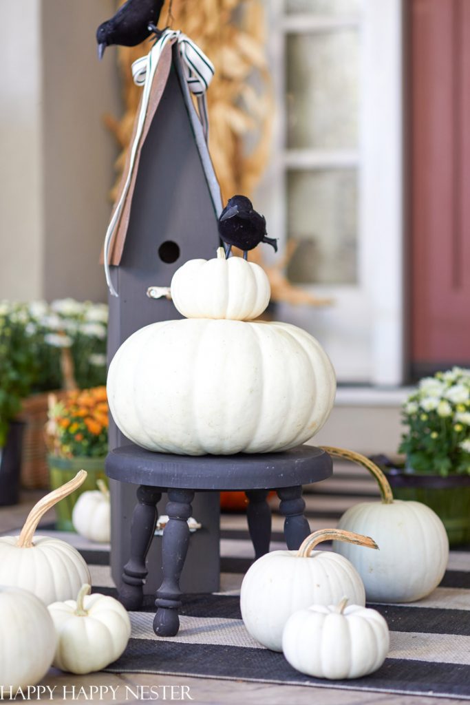 how to decorate with white pumpkins