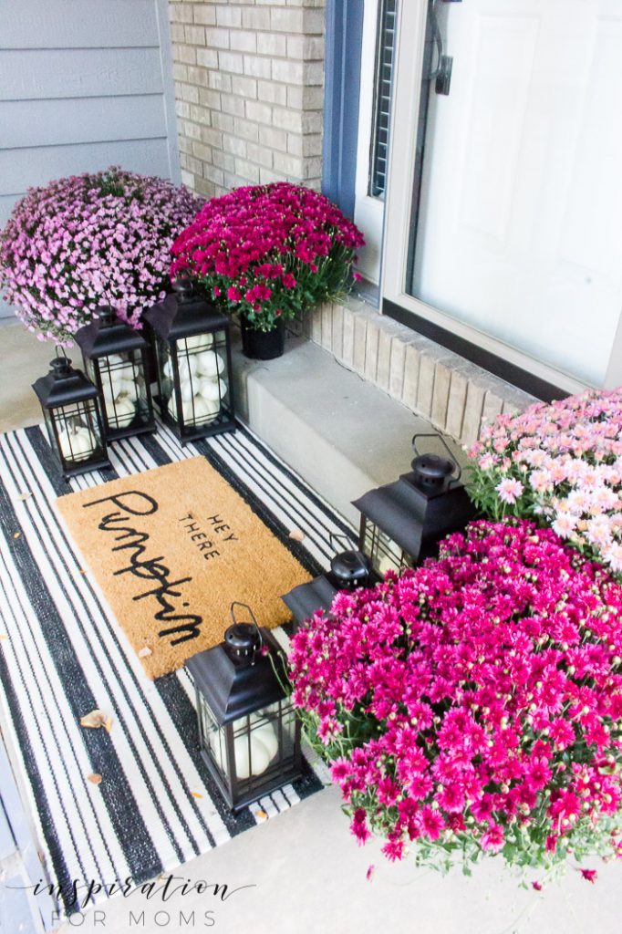 Fall Mum Display Ideas (Front Porch) - Happy Happy Nester