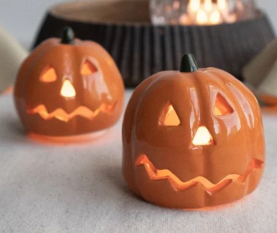 ceramic Halloween decorations